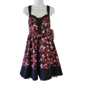 HOT TOPICS Red Black Skull Floral Swing Dress M Lace Trim Halloween Whimsigoth